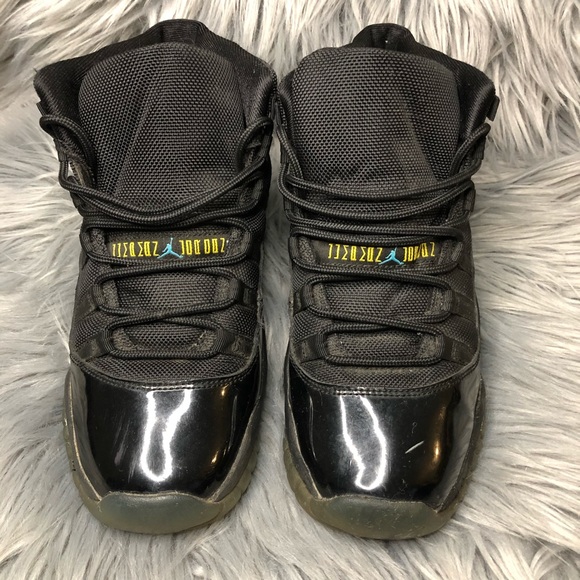 boys jordans size 5.5